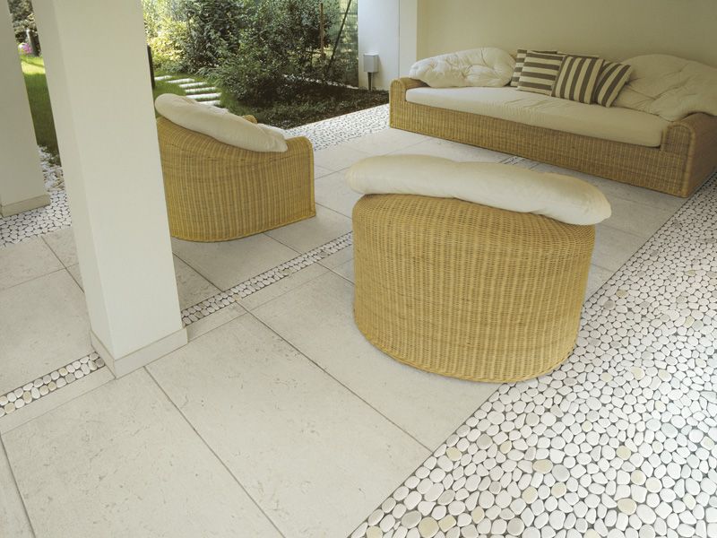 Mosaïques marbre, galets et frises galets tevere galet white ...