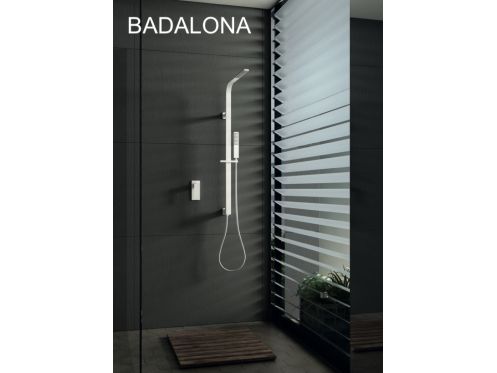 Wbudowany prysznic, biaÅ‚a matowa bateria umywalkowa i designerskie pokrÄ™tÅ‚o - BADALONA BLANC