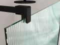Paroi de douche a l'italienne fixe en verre de securite texture 8 mm DIJON WAVY NOIR